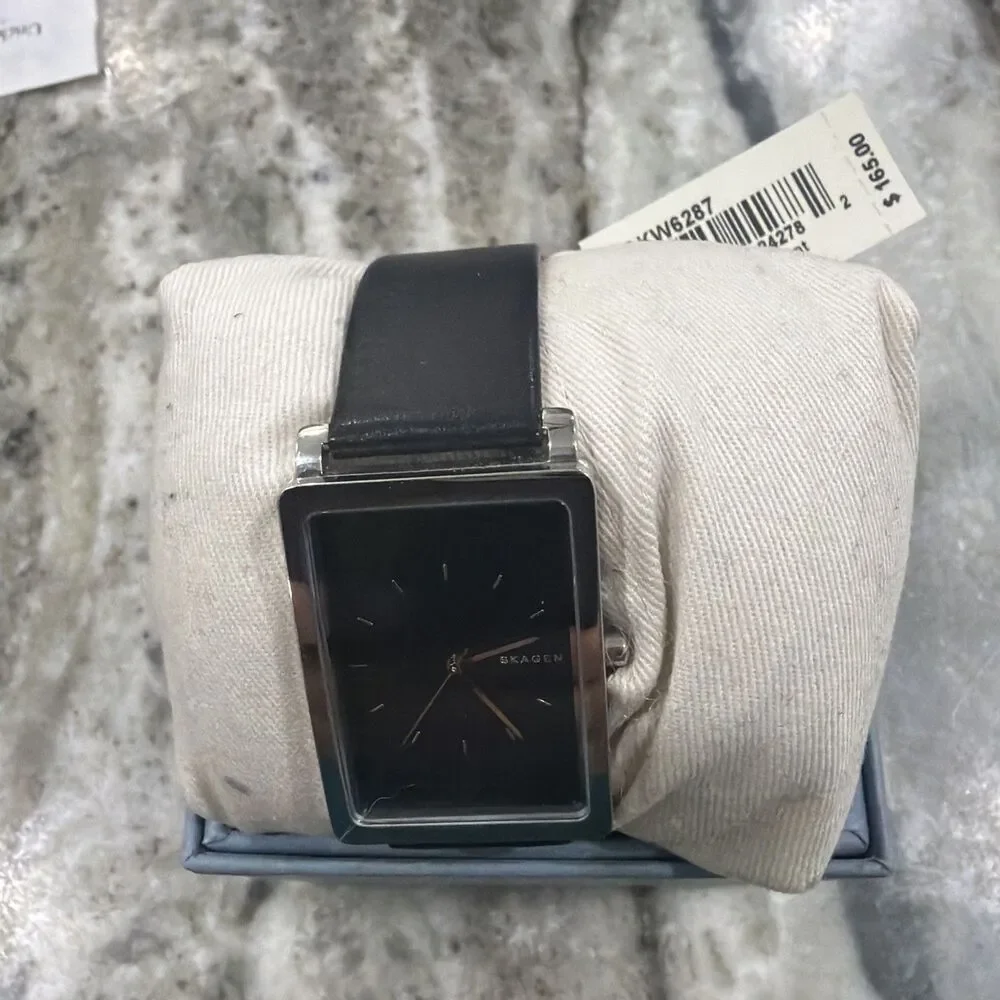 SKAGEN Hagen Mens Rectangular Casual Watch, Black Dial, Black Leather Band